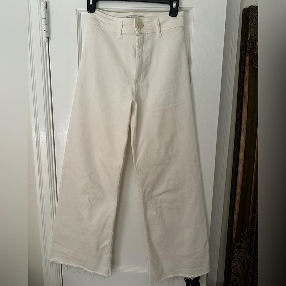 Zara high waist marine straight jeans; raw hem; white; size 2; like new